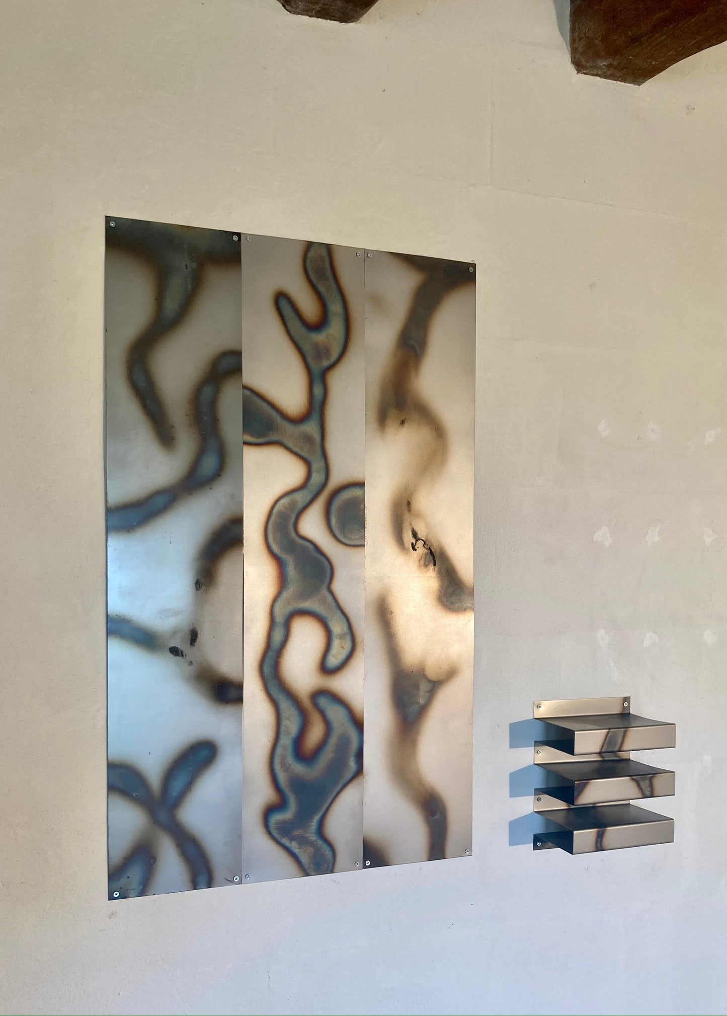 "Flux" shelf